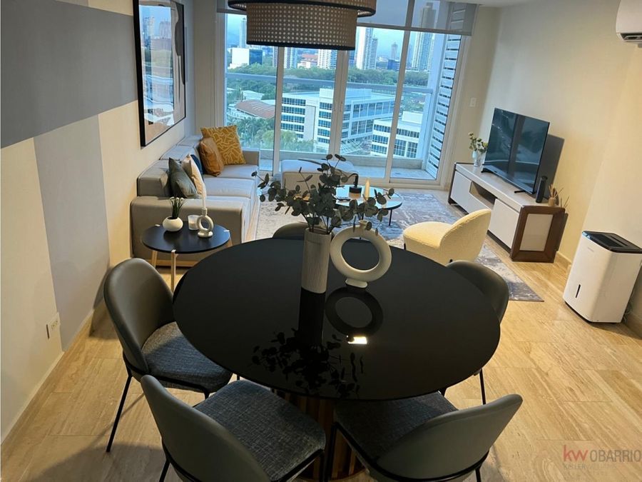 Apartment at PH The Regent