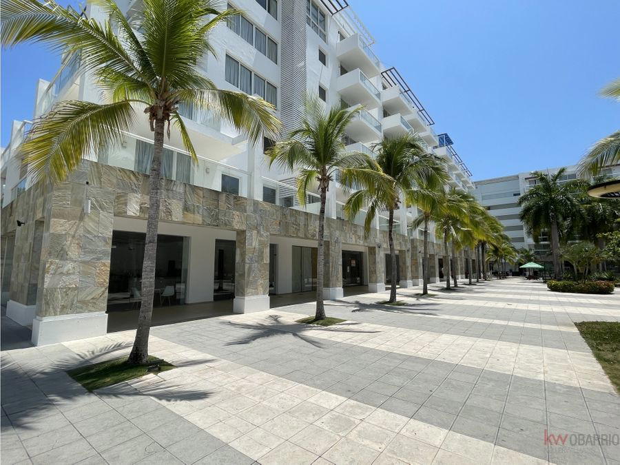 Commercial at Antón