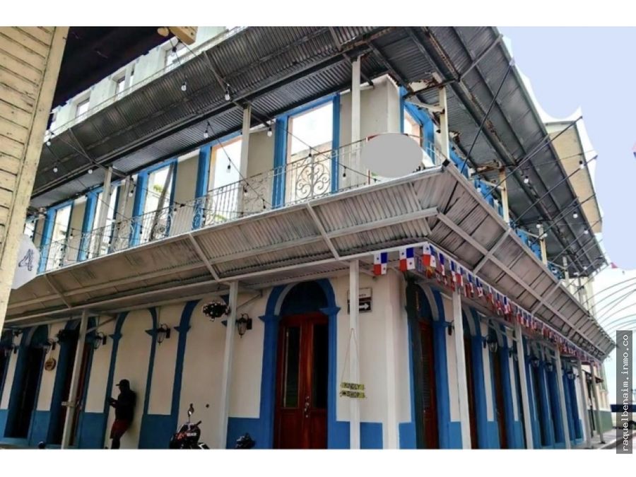 Building at Panamá