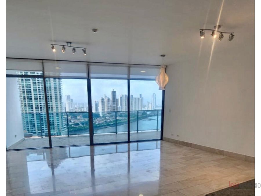 Apartamento en PH Grand Tower