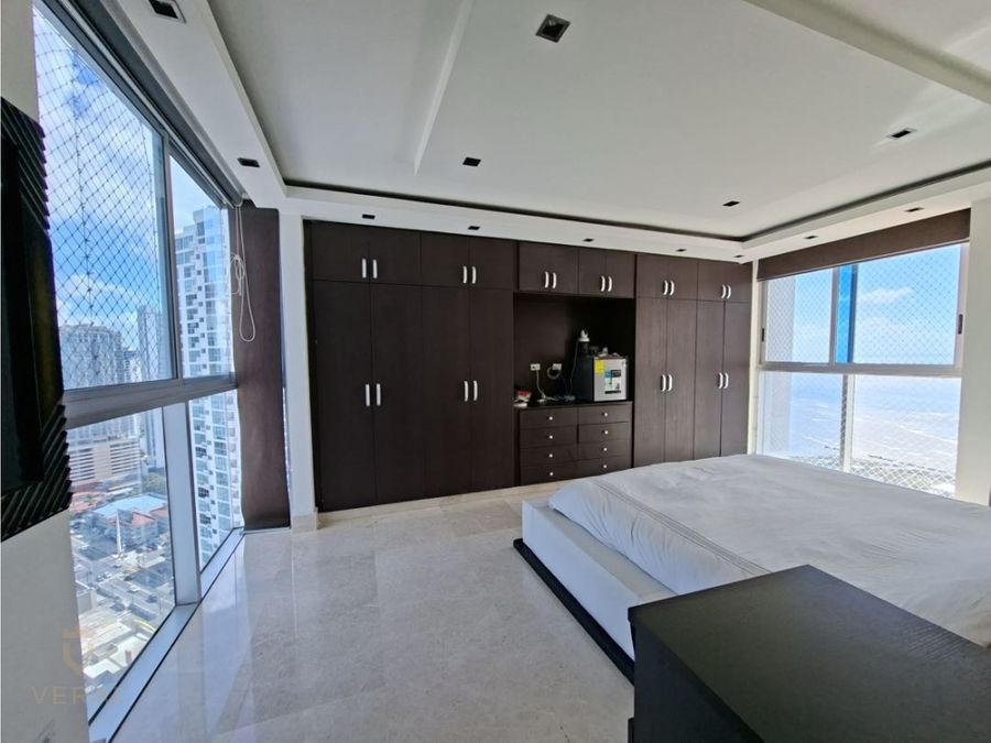 Apartment at Panama