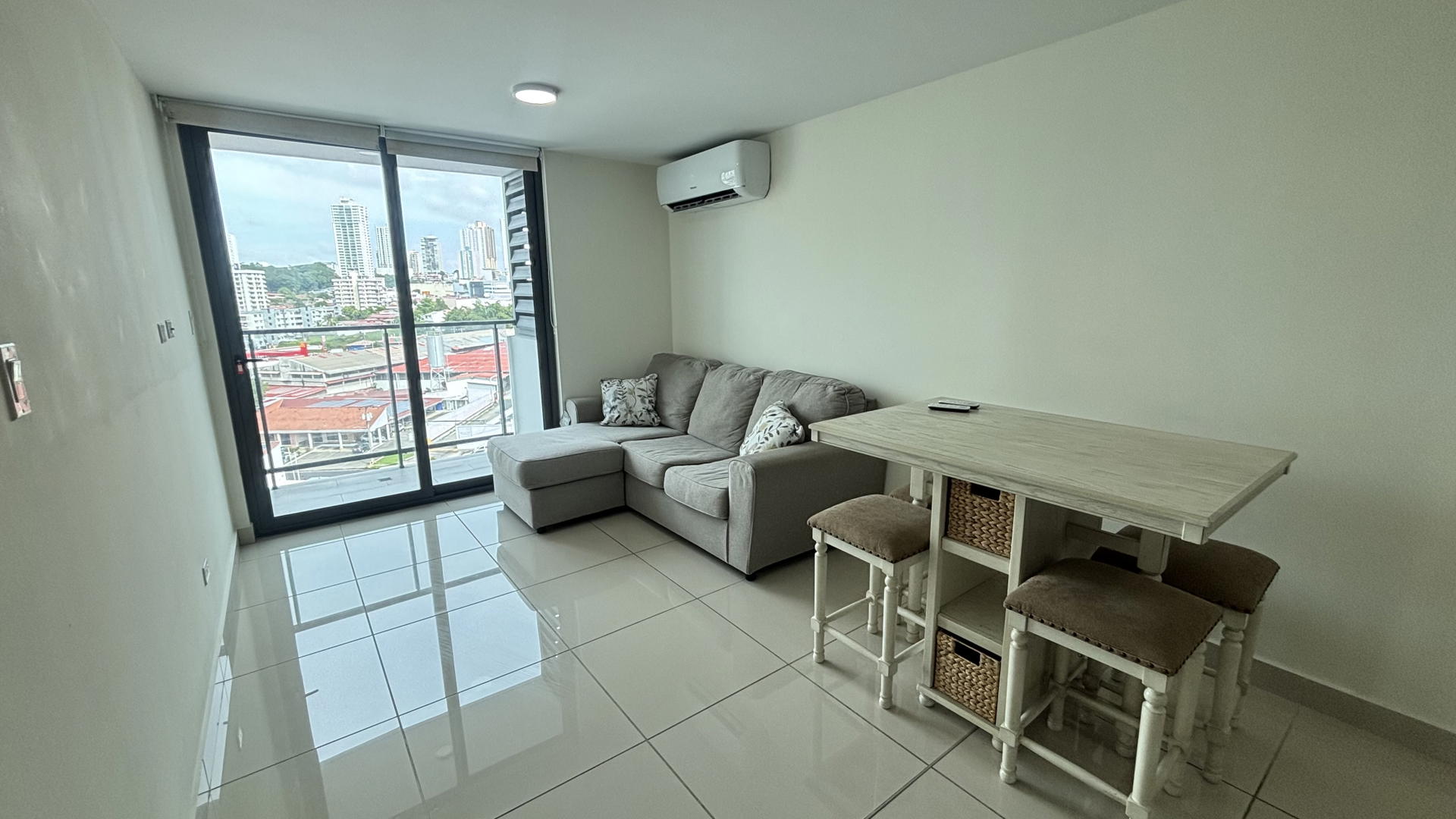 Property at parque lefevre, ph epoca