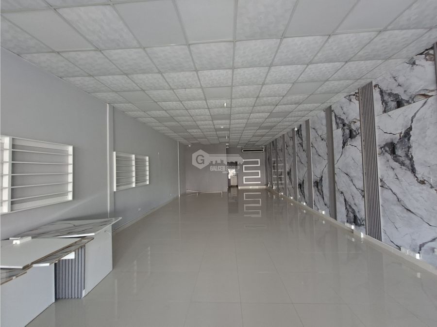 Commercial at Panama