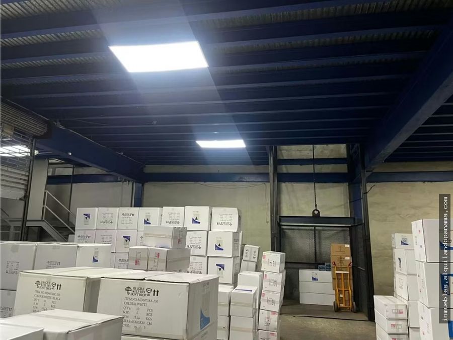 Warehouse at Colón
