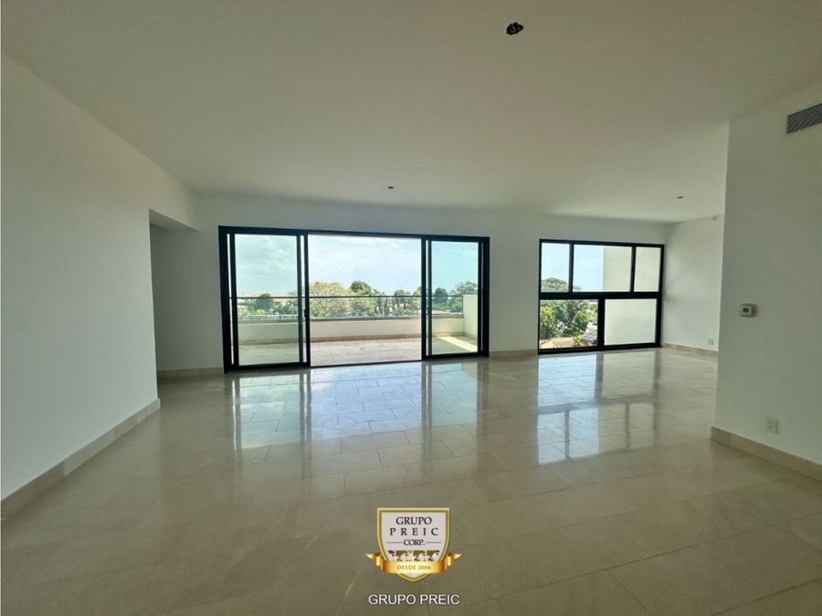 Apartment at Panama
