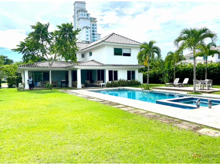 House at PH Bijao Beach Club & Residences