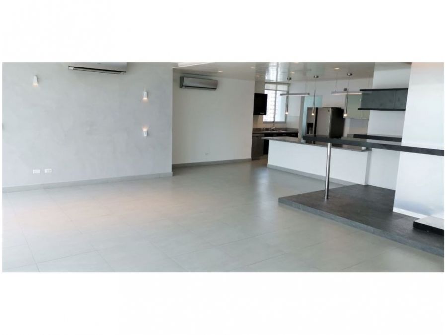 Apartment at Panamá