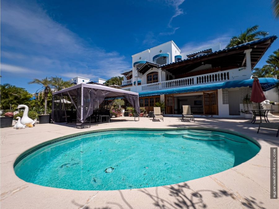 Property at Antón