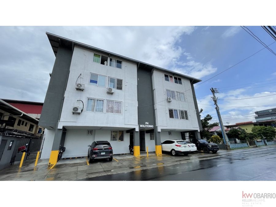 Building at Panamá
