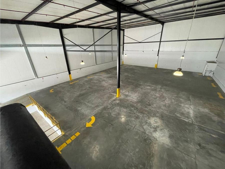 Warehouse at Panamá