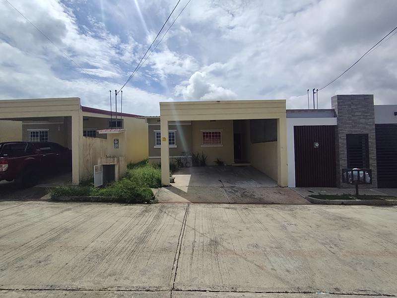 Property at puerto caimito
