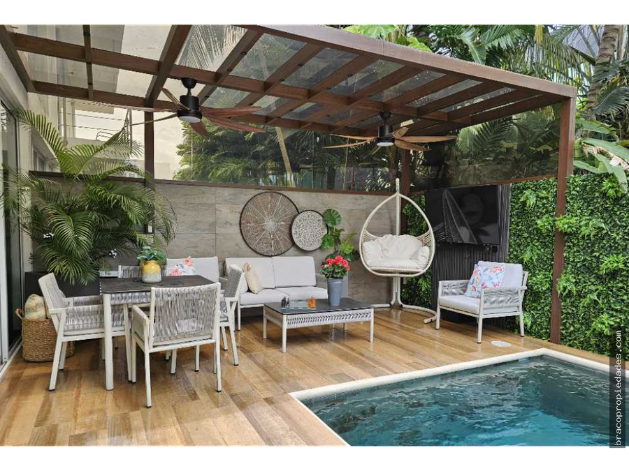 House at Panamá