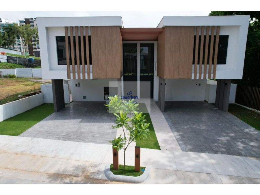 House at Panamá