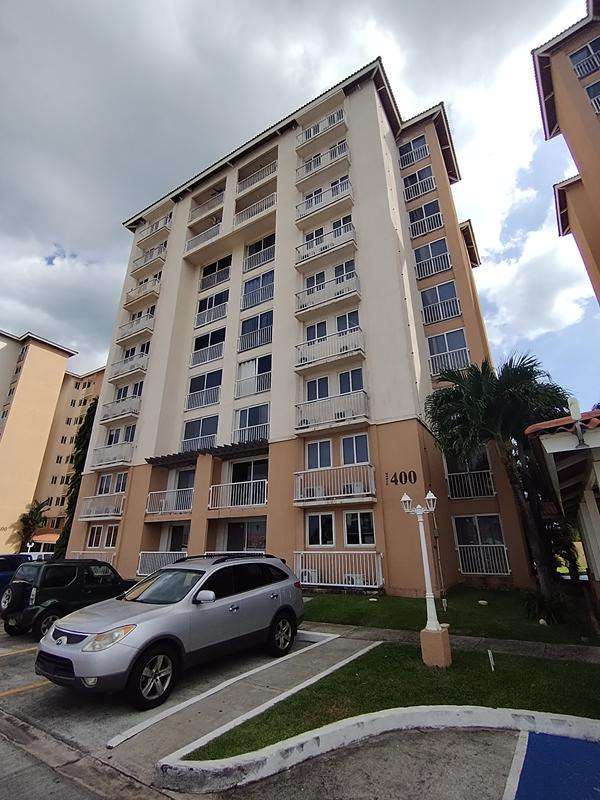 Property at juan díaz