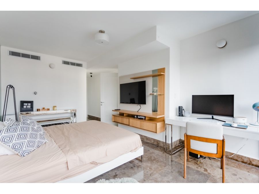 Apartment at PH Yoo Residence