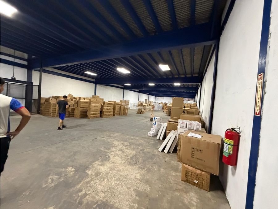 Warehouse at Colón