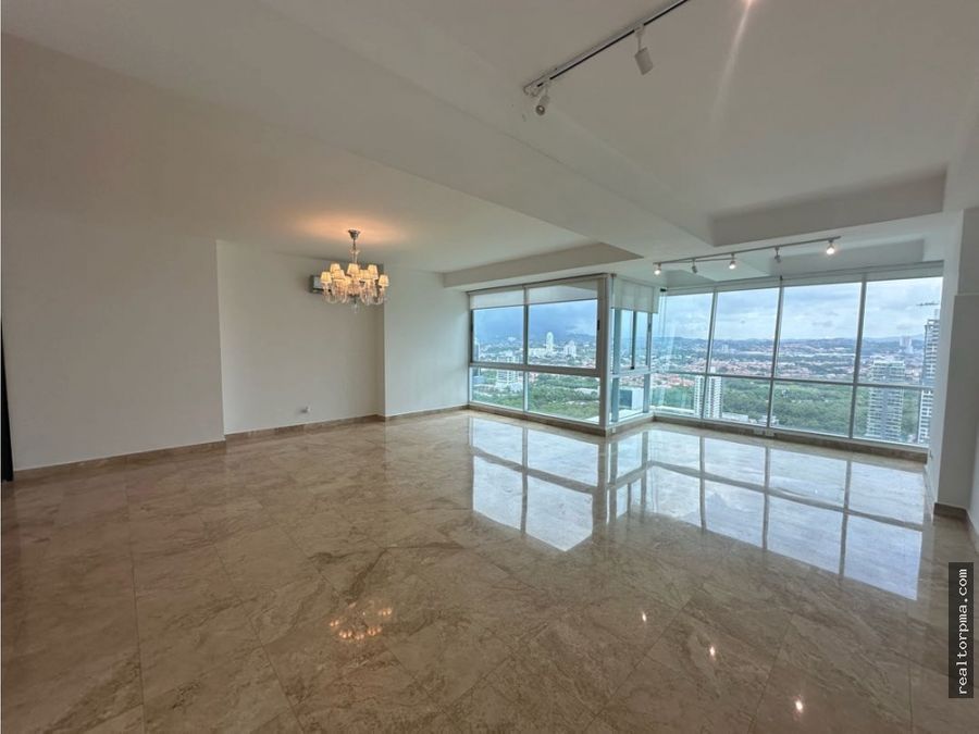 Apartment at Panamá