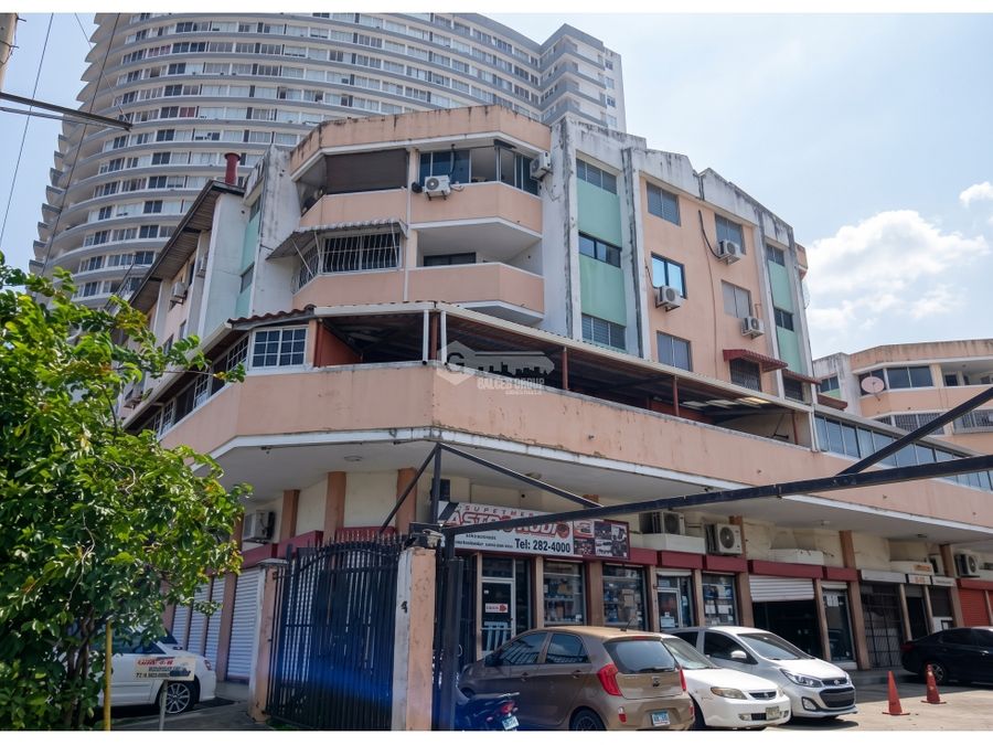Commercial at Panamá