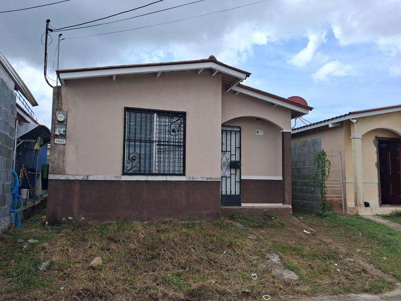 Property at vista alegre