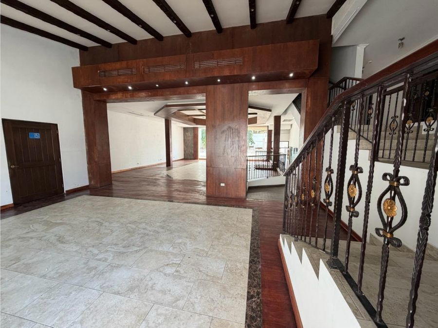 Comercial en Panama