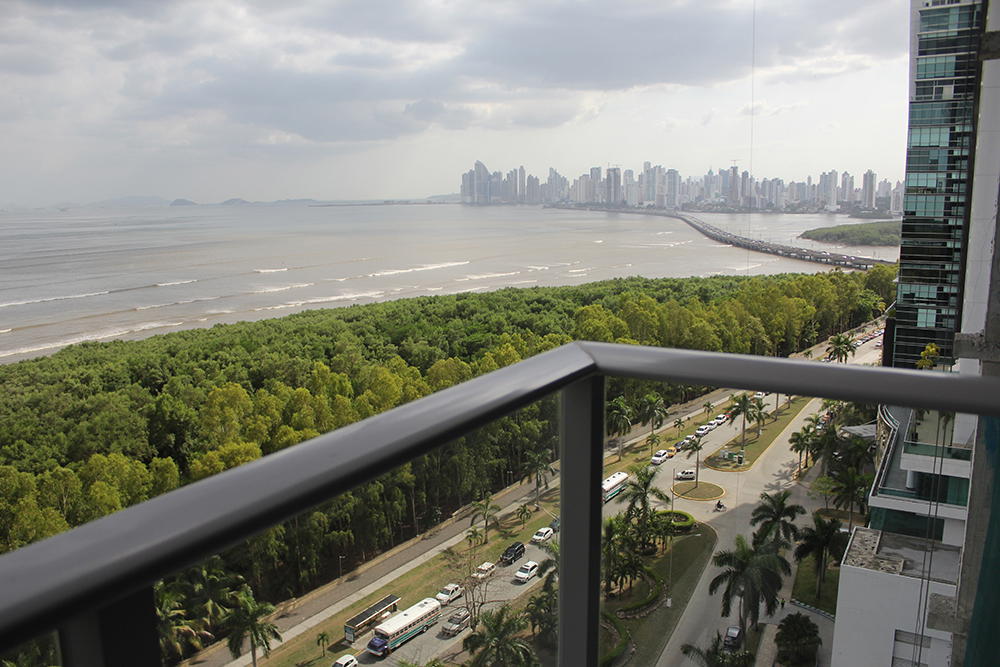 Property at ave. paseo del mar