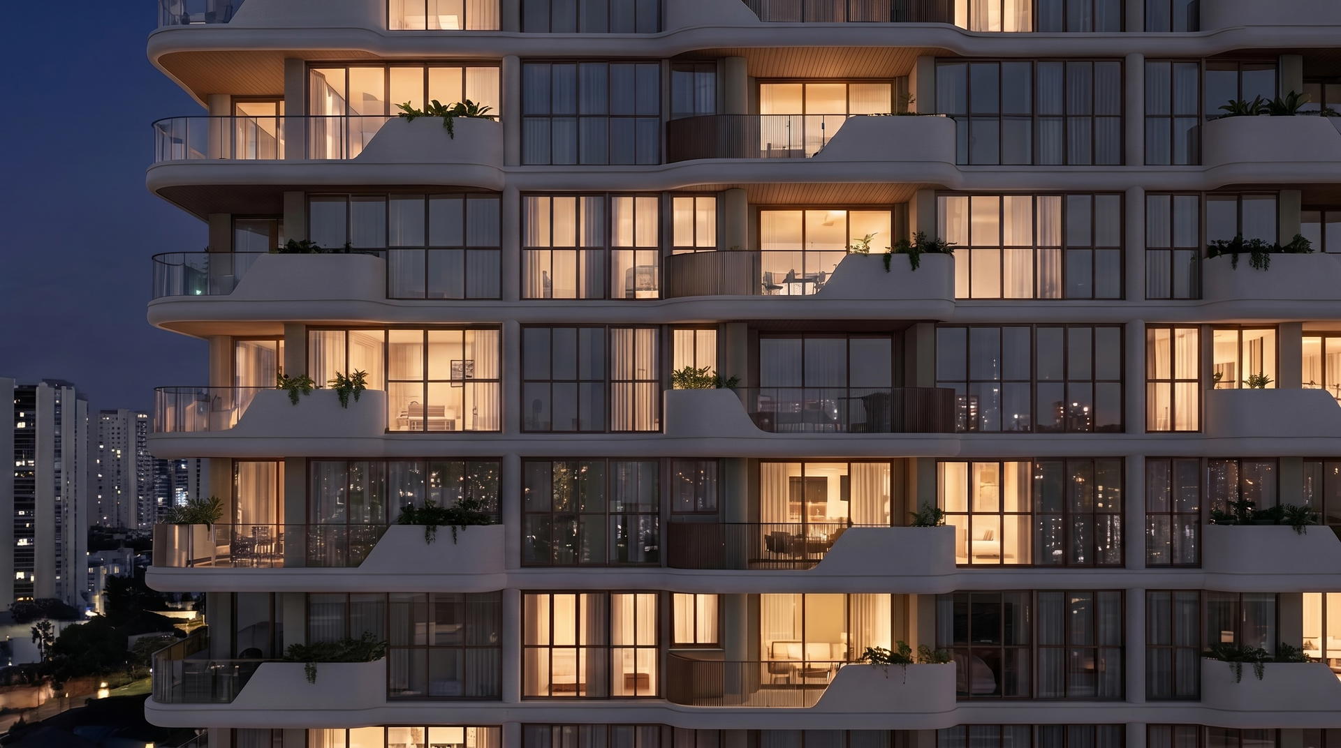 Property at town center, costa del este