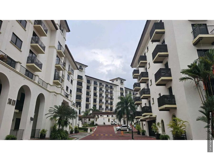 Apartment at Panamá