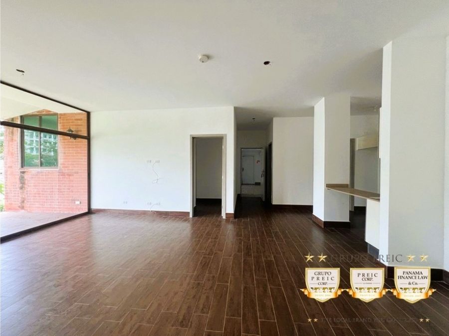 Apartment at Panama