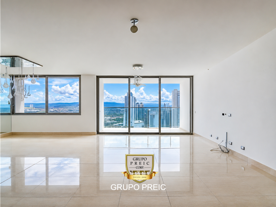 Apartment at Panama