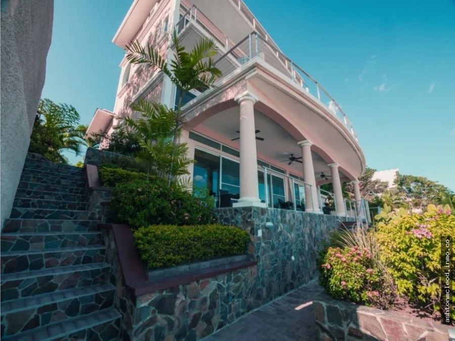 Building at San Carlos